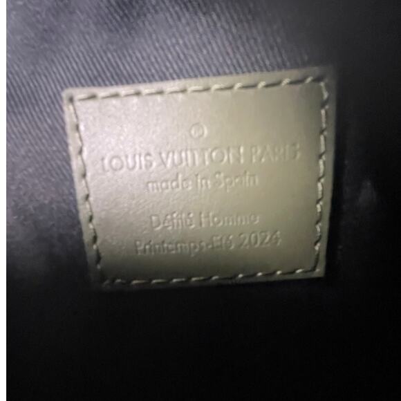 Louis Vuitton Quest Messenger Camo Bag | Green Pixel | $3400 Retail - Picture 6 of 6